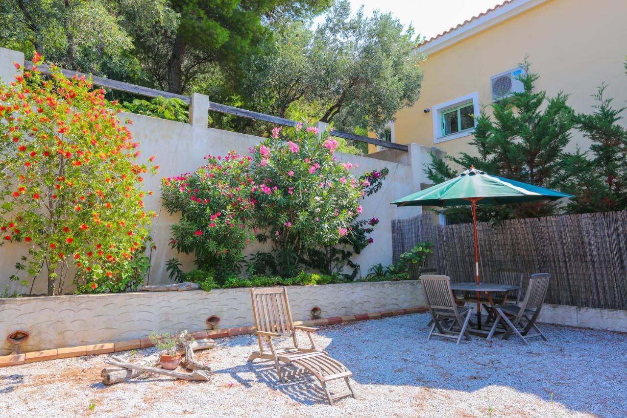 Skiathos Seaview Villa With Pool Punta 外观 照片